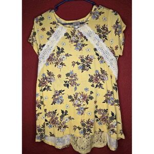 *STAINED* Belle‎ de jeur Floral Lace Top Yellow Short Sleeve Women's Shirt